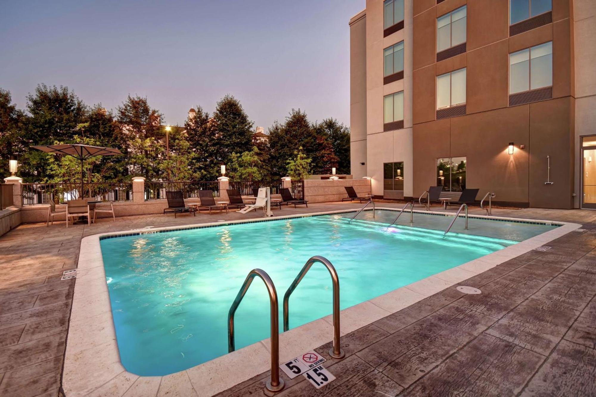 Hilton Garden Inn Джексон Экстерьер фото